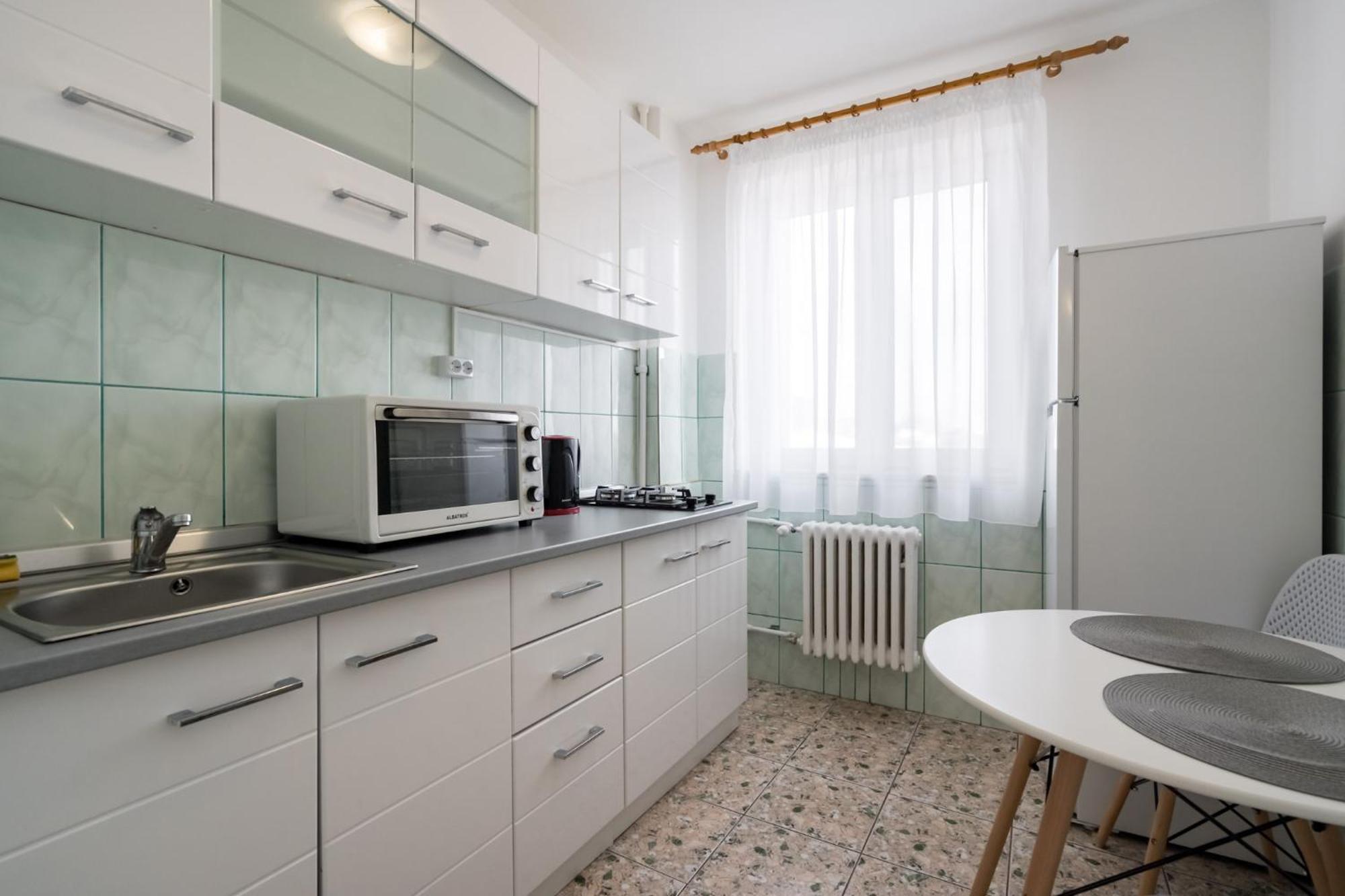 City View Apartment With Private Balcony Bucareste Exterior foto