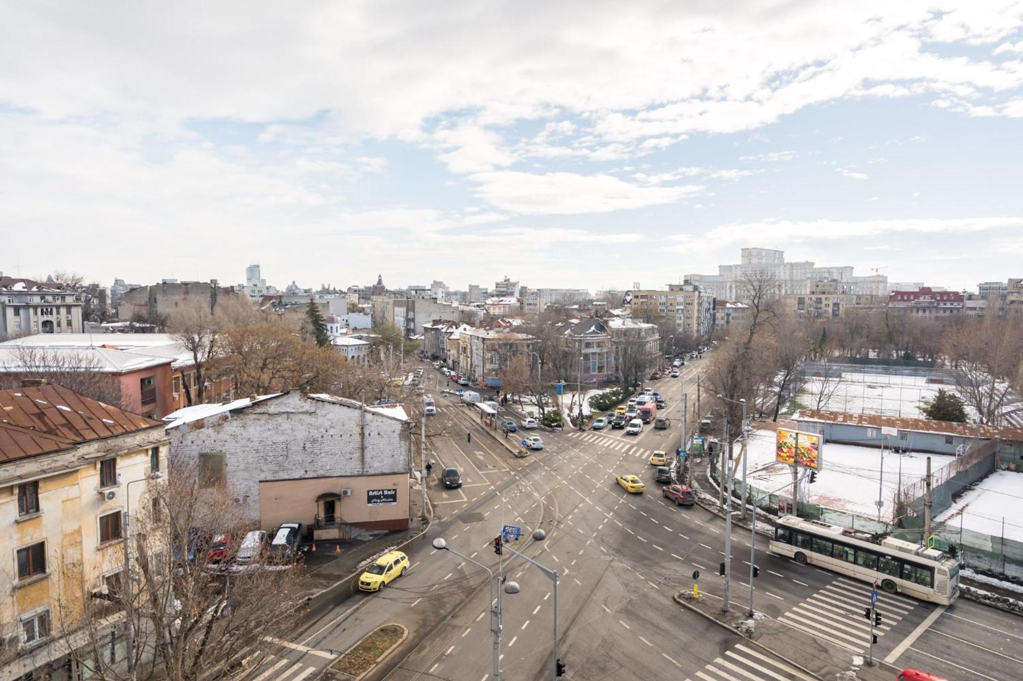 City View Apartment With Private Balcony Bucareste Exterior foto