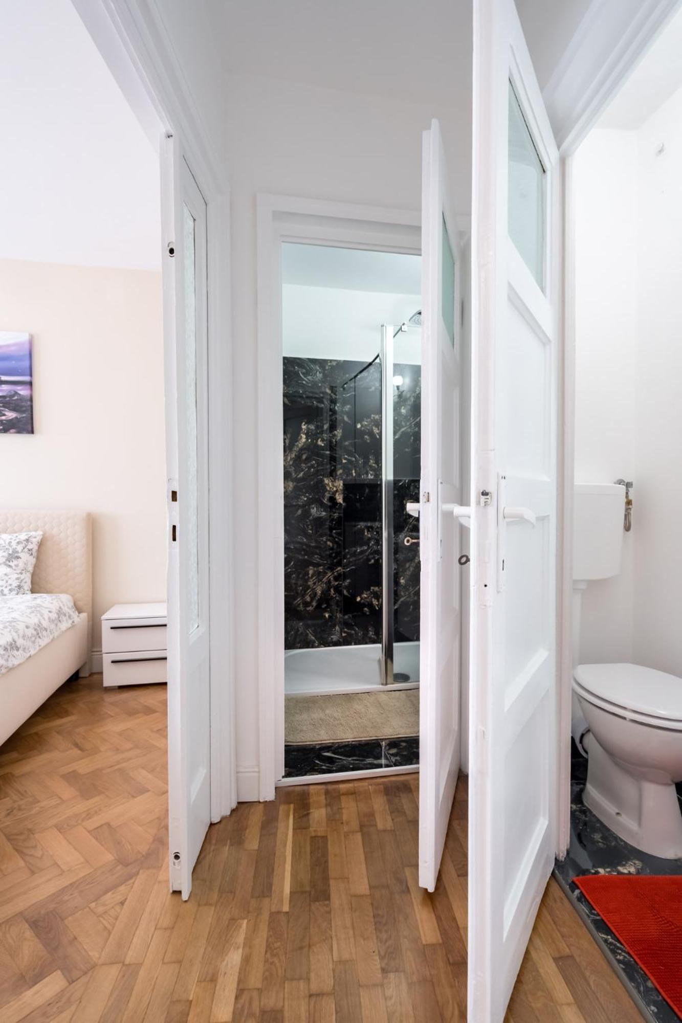 City View Apartment With Private Balcony Bucareste Exterior foto